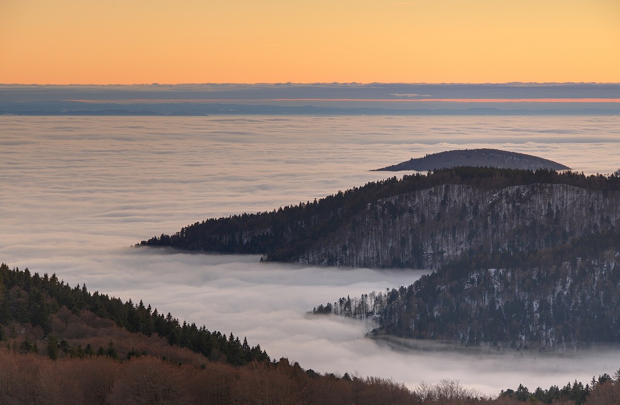 Vallee-brouillard.jpg