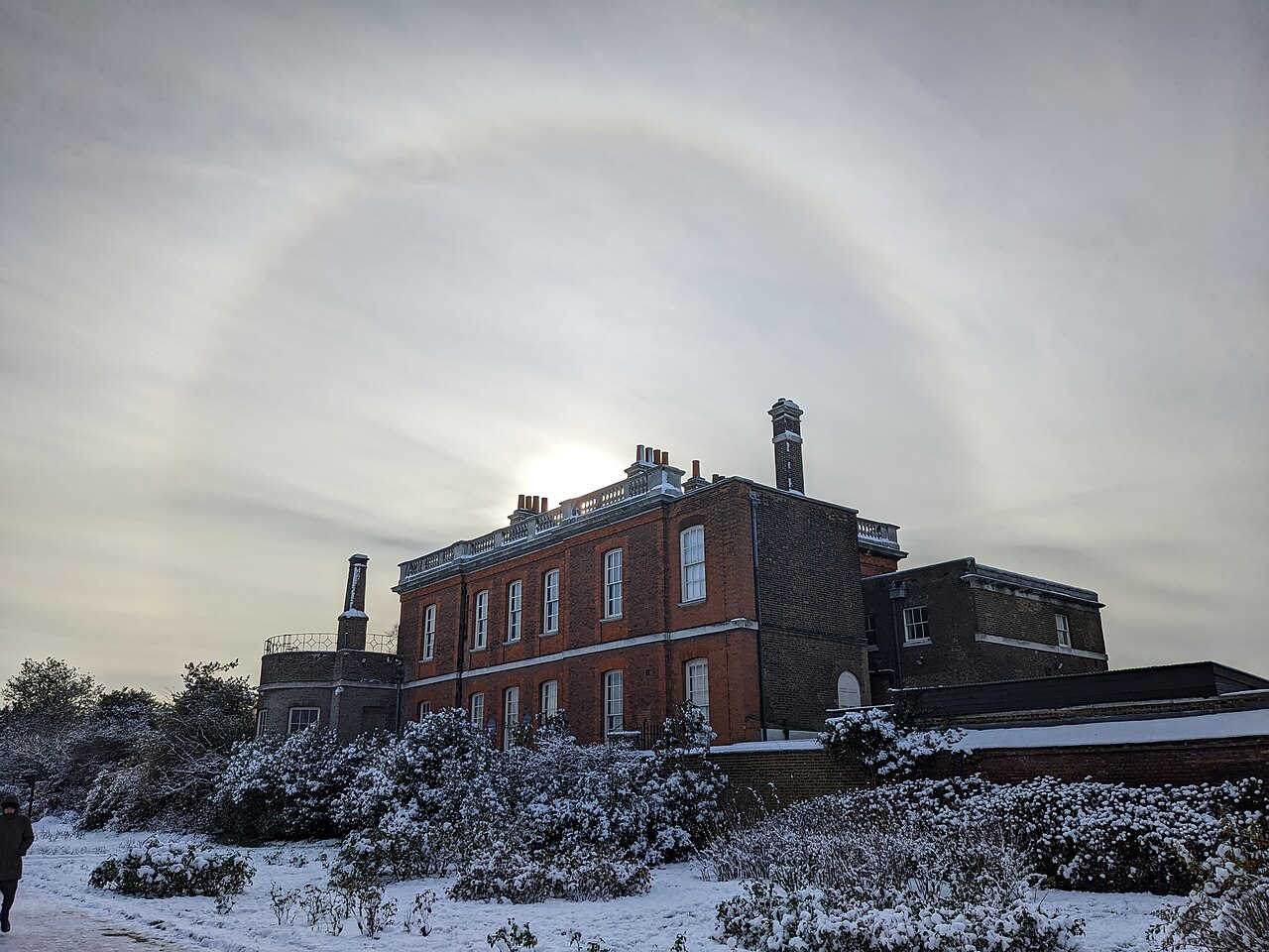 22 degree halo with Ranger's House.jpg