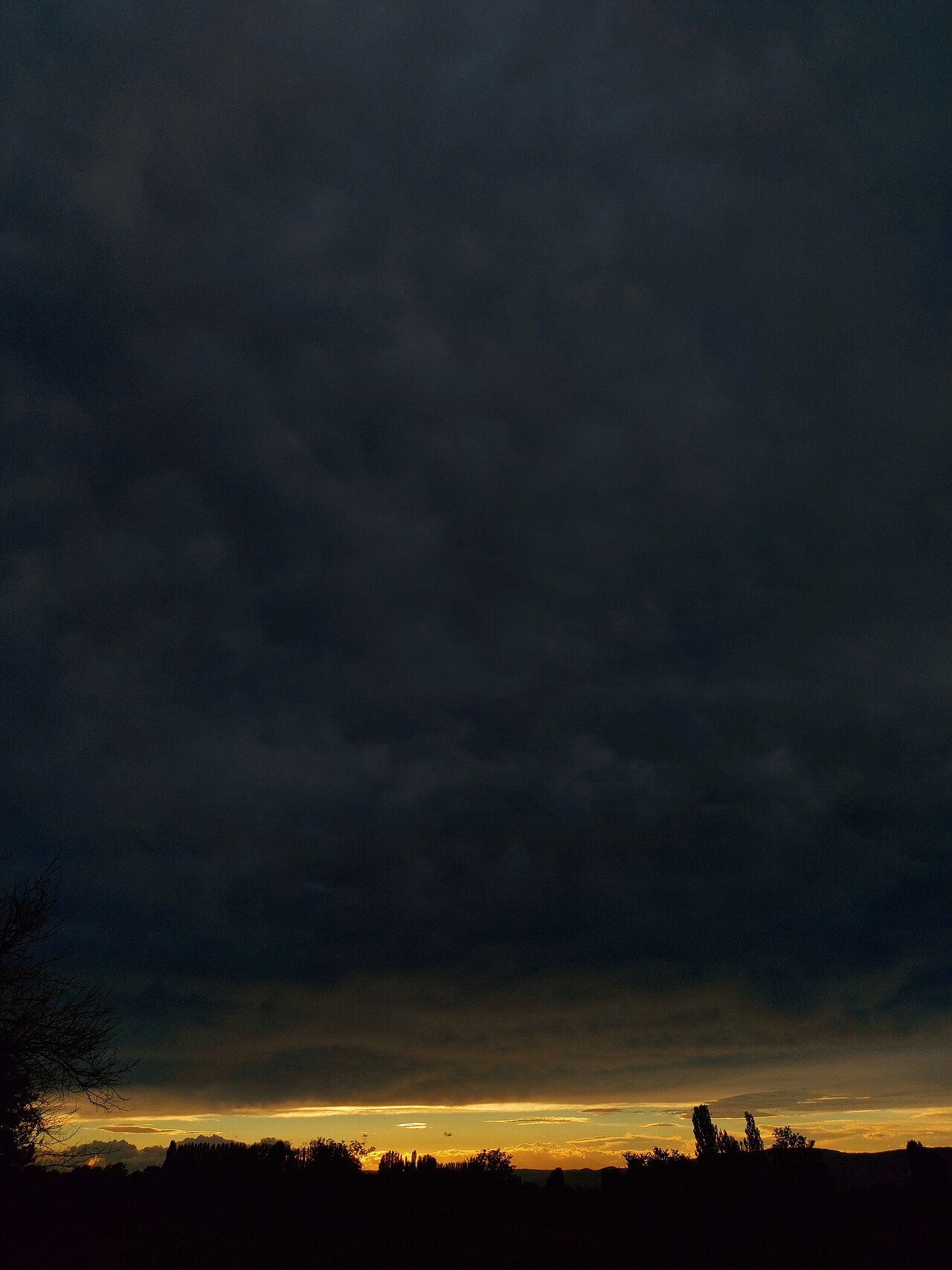 Дождовен Облак (Nimbostratus).jpg