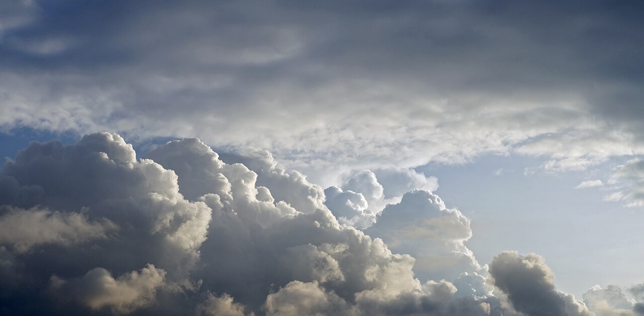 Cumulus clouds 21072012 (1).jpg